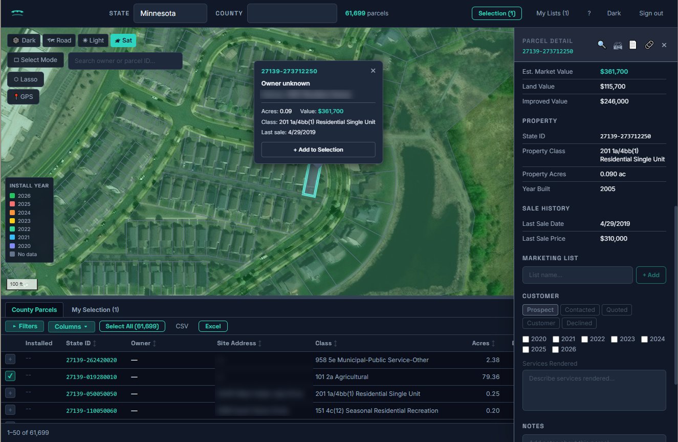 CRM app: customer management, parcel selection, and reporting